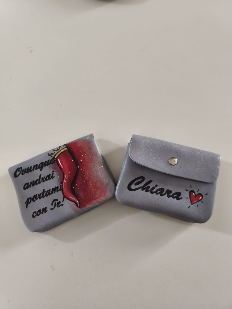 Portamonete in pelle personalizzato dipinto a mano - LisArt